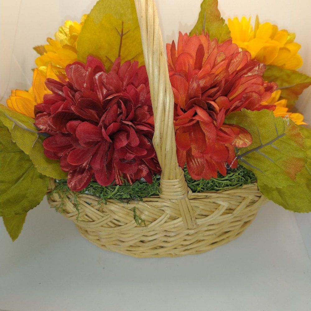 Hand Crafted Floral Table Centerpiece Fall Chrysanthemum Basket